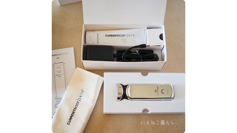 Current Body RF美顔器箱の中の小箱